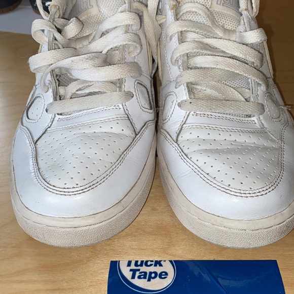 Nike Force All white Sneaker - Picture 9 of 16